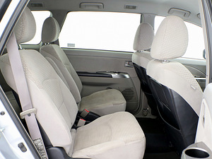 Mitsubishi Grandis Comfort ATM 2.4 121kW (7 foto / 8)