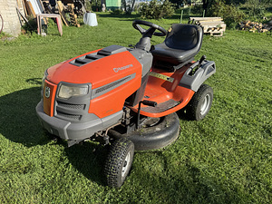 Murutraktor Husqvarna LT126 (2 foto / 9)