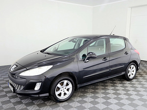 Peugeot 308 Elegance 1.6 88kW (2 foto / 7)