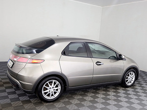 Honda Civic Elegance 1.3 61kW (3 foto / 7)