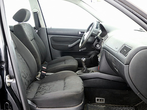 Volkswagen Golf Variant Comfortline 1.6 74kW (6 foto / 7)