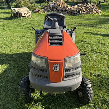 Газонный трактор Husqvarna LT126