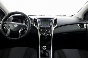 Hyundai i30 Elengace LPG 1.4 73kW (5 фото из 7)