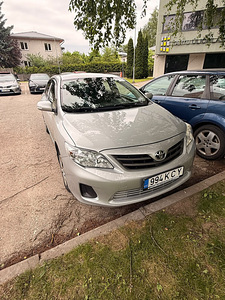 Toyota Corolla 2012 | Petrol + LPG (3 фото из 6)