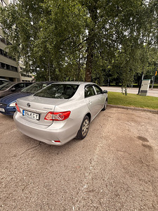 Toyota Corolla 2012 | Petrol + LPG (4 фото из 6)