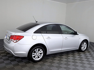 Chevrolet Cruze Facelift 1.6 91kW (3 foto / 7)