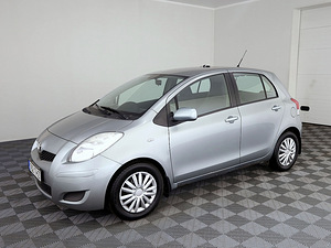 Toyota Yaris Linea Sol Facelift A-C 1.3 73kW (2 фото из 8)