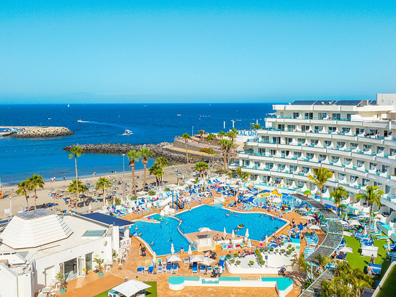 HOVIMA LA PINTA BEACHFRONT FAMILY HOTEL