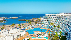 HOVIMA LA PINTA BEACHFRONT FAMILY HOTEL (1 foto / 5)