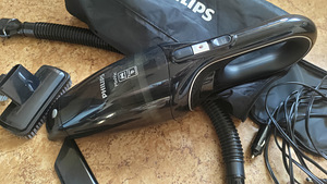 Автомобильный пылесос Philips MiniVac FC6141/01 (2 фото из 3)
