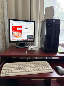 Lauaarvuti komplekt + Samsung monitor (2 foto / 4)