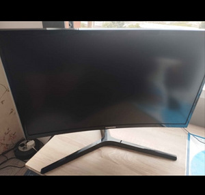 Монитор Samsung C24RG50FQU (1 фото из 2)