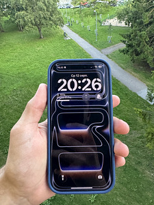 iPhone 17 Pro 256 ГБ, гарантия (2 фото из 8)