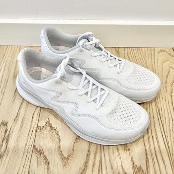 Кроссовки Skechers 37.5 белые memory foam