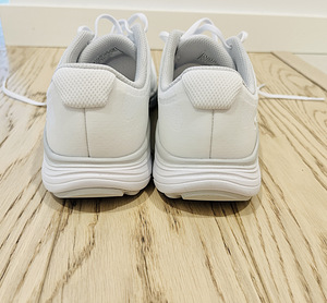 Кроссовки Skechers 37.5 белые memory foam (3 фото из 10)