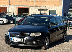 VOLKSWAGEN PASSAT VARIANT (2 foto / 8)