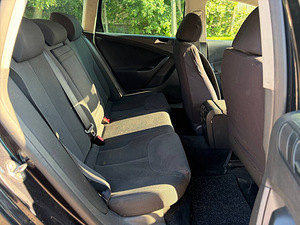 VOLKSWAGEN PASSAT VARIANT (7 foto / 8)