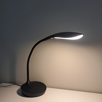 Настольная LED-лампа Markslöjd Swan