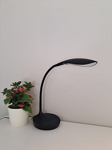 Настольная LED-лампа Markslöjd Swan (3 фото из 6)