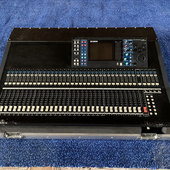 Yamaha LS-9 32 helipult mikserpult