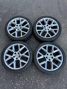 18" оригинальные диски Volkswagen 5x112 + летние шины 225/40/18 (3 фото из 10)