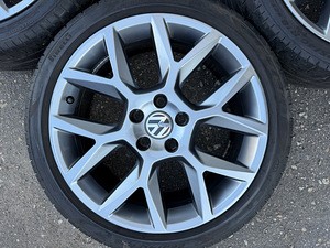 18" оригинальные диски Volkswagen 5x112 + летние шины 225/40/18 (6 фото из 10)