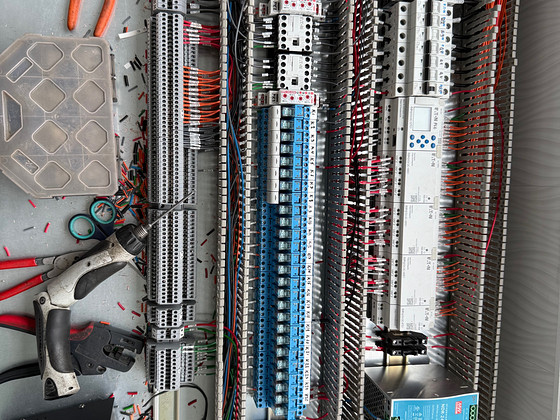 PLC / Tööstusautomaatika, elekter ja hüdraulika