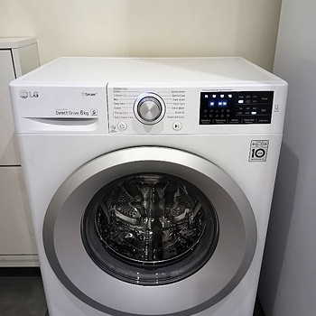 Стиральная машина LG F2J5NY4W, бесплатная доставка