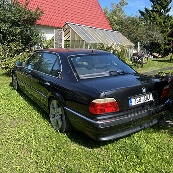 BMW e38 long