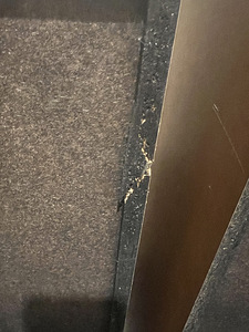 Müüa Sony põrandakõlarid (6 foto / 9)