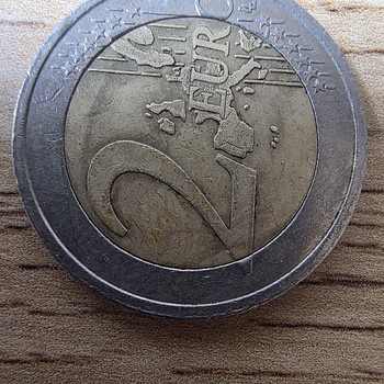 Франция, 2 евро 1999 года. Половинки неправильно.