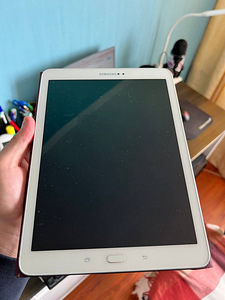 Samsung Galaxy Tab S2 (2 фото из 3)