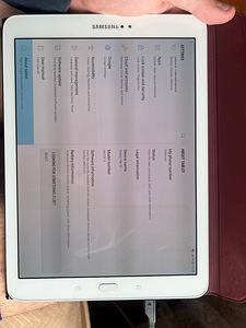 Samsung Galaxy Tab S2 (3 фото из 3)