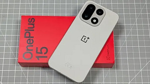 OnePlus 15 (3 foto / 3)