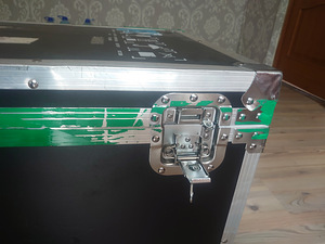 Flightcase / elektroonika transpordikohver (4 foto / 4)