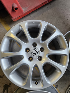 Honda r18 Crv veljed (2 foto / 10)