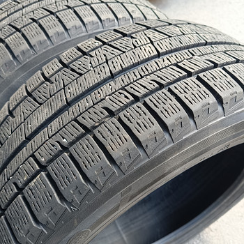 Yokohama 225/55/r17