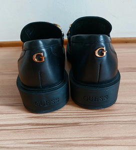Guess kingad suurus 36 (3 foto / 3)