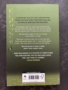 Raamat Josh Malerman — A House at the Bottom of a Lake (2 foto / 3)