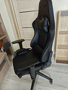 Продам стул (4 фото из 7)