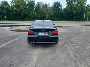 Продаётся E60 535D (3 фото из 4)
