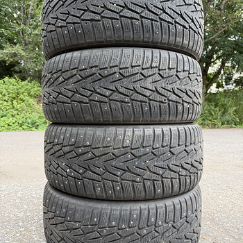 Шипованные шины Nokian 235/50/18, 7,5 мм