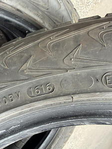 235/50/18 Nokian naastrehvid 7,5mm (6 foto / 6)