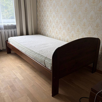 Täispuidust voodi 100×200 + hübriidmadrats