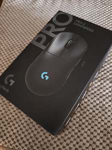 Logitech PRO 2 LIGHTSPEED (1 foto / 2)