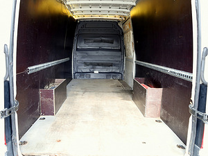 Volkswagen Crafter Extralong 2.0 TDI 100kW (8 foto / 8)