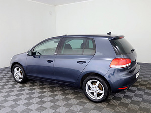 Volkswagen Golf Style 1.6 TDI 77kW (4 foto / 9)