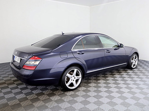 Mercedes-Benz S 320 Luxury ATM 3.0 CDI 173kW (3 foto / 8)
