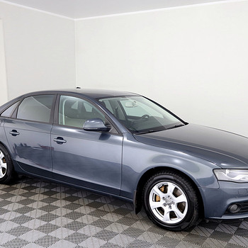 Audi A4 Comfortline Quattro ATM 3.0 TDI 176kW