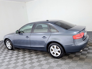 Audi A4 Comfortline Quattro ATM 3.0 TDI 176kW (4 foto / 7)